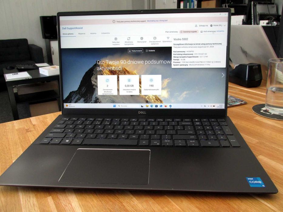 Dell Vostro 5502 15" i5 16GB 256GB laptop notebook (89)
