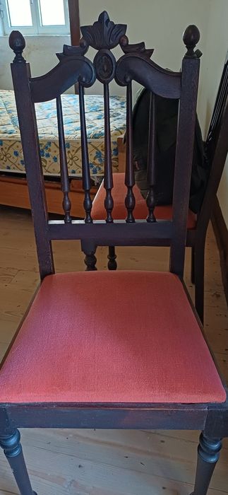 Moveis antigos/ para despachar "Coimbra"