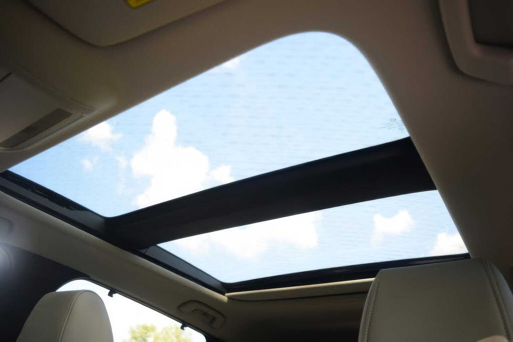 Mazda CX-70 PHEV Premium Plus      2025