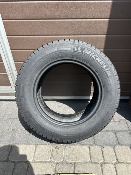 225/65 r16C Michelin Agilis