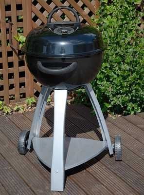 Nowy grill kociołek Mastergrill 93 x 47 cm