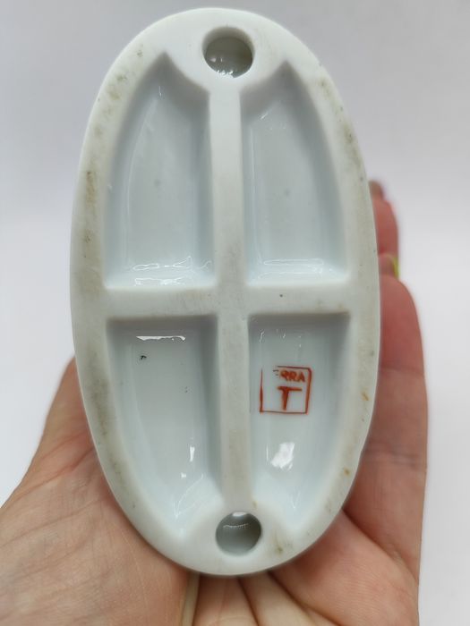 Porcelanowa figurka chłopiec z gęsiami Terra kolekcja dekoracja