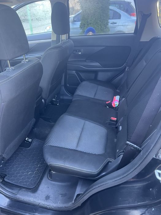 Mitsubishi outlander кінець 2017