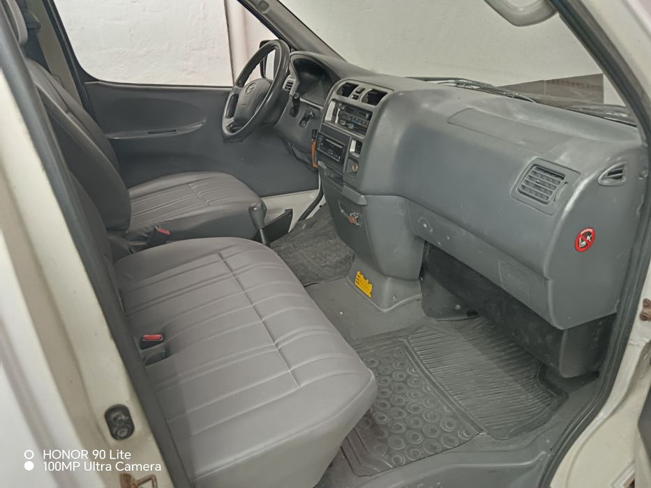 Toyota Hiace 2.5 d4d 95cv 2008 6 lugares