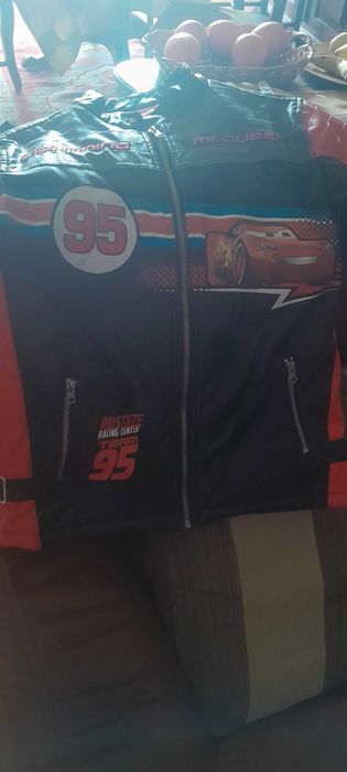 vendo casaco de rapaz de 9/10 anos