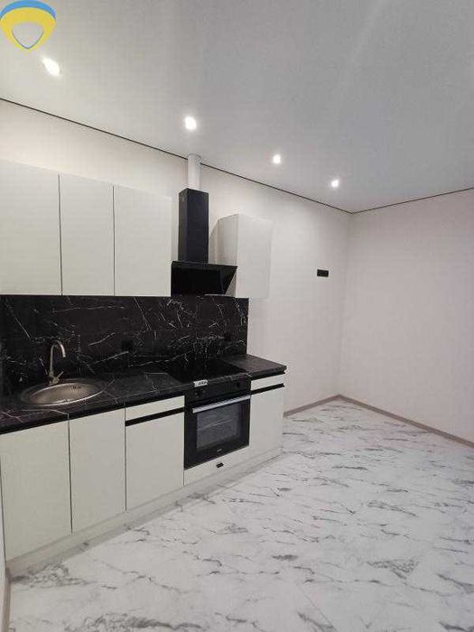 Продам 1-кімнатну квартиру з новим ремонтом ЖК «Акварель 8» Таїрова