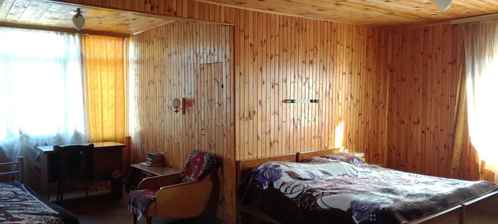 Продаю Дім 25 км від Києва с .Миколаївка по Житомирській трасі, від хазяїна