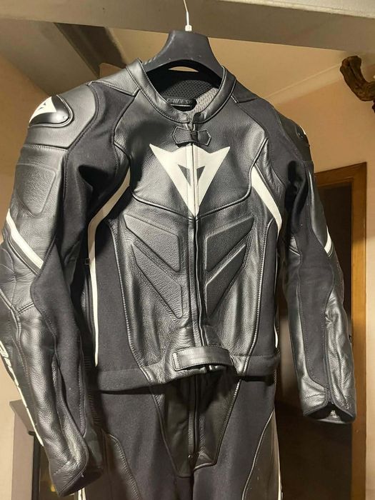 Fato Dainese Avro d2