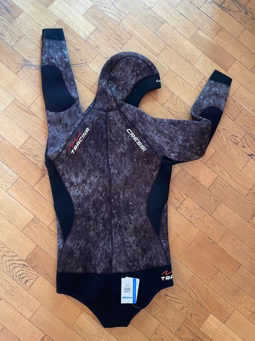 Терміново Новий гідро костюм cressi 5mm, розмір 4