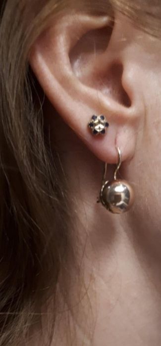 5.32 Золоті сережки кульки 583 Ереван, Свердловск