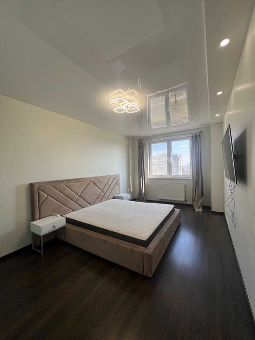 Оренда 2х кімнатної квартири по вул. Стрийській, 204 (біля Реберні)