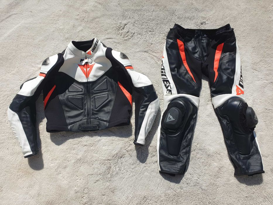 Dainese Avro 54 Eur XL   Kombinezon motocyklowy Ł