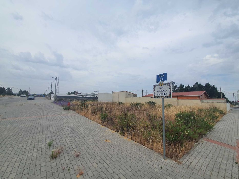 Terreno Urbano com 626m² para construção na Quinta dos Anjos em Palmela