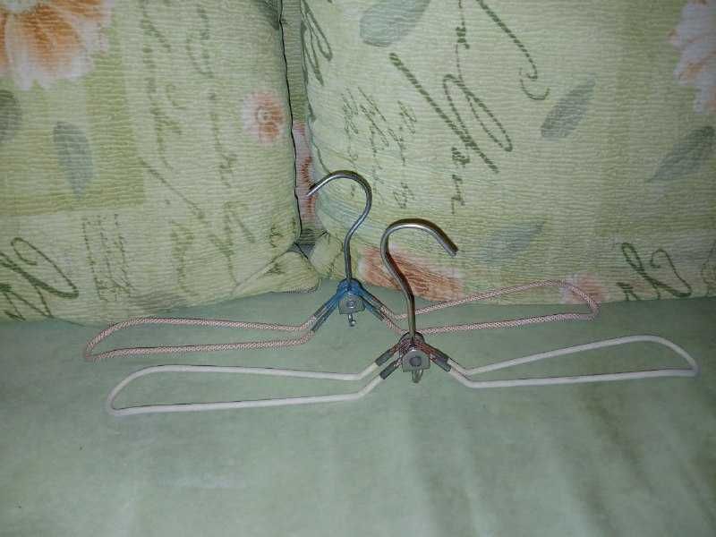 Две вешалки советские раскладные металлические СССР, цена за лот