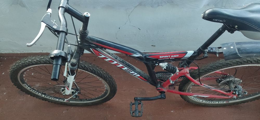 Спортивний велосипед