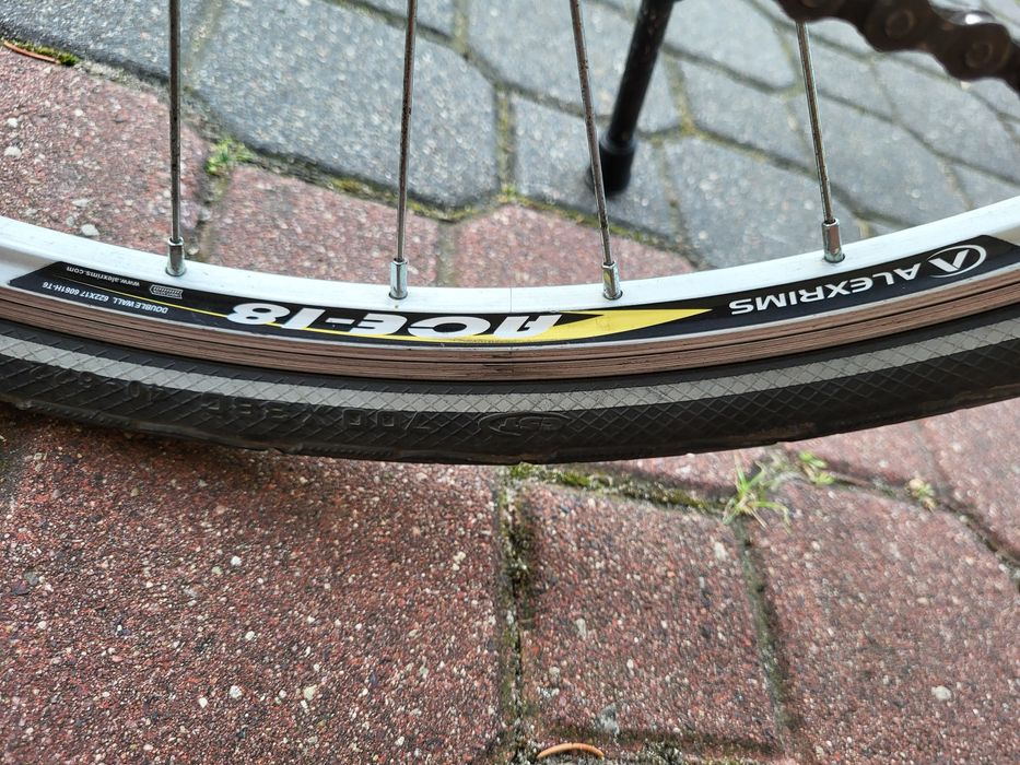 Rower Kross Crow Medow Koła 28" rama 19"