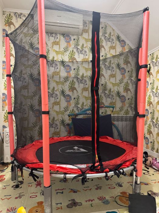 Продам батут дитячий