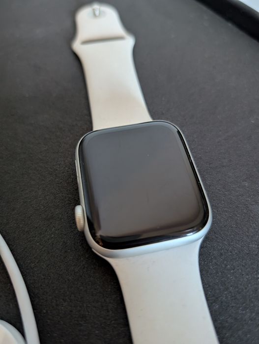Apple Watch 4, 44mm, відмінний стан