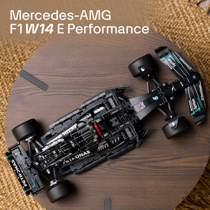 Mercedes-AMG F1 W14 E Performance (42171)