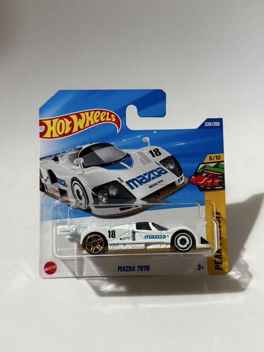 Miniatura Hot Wheels Mazda 787B