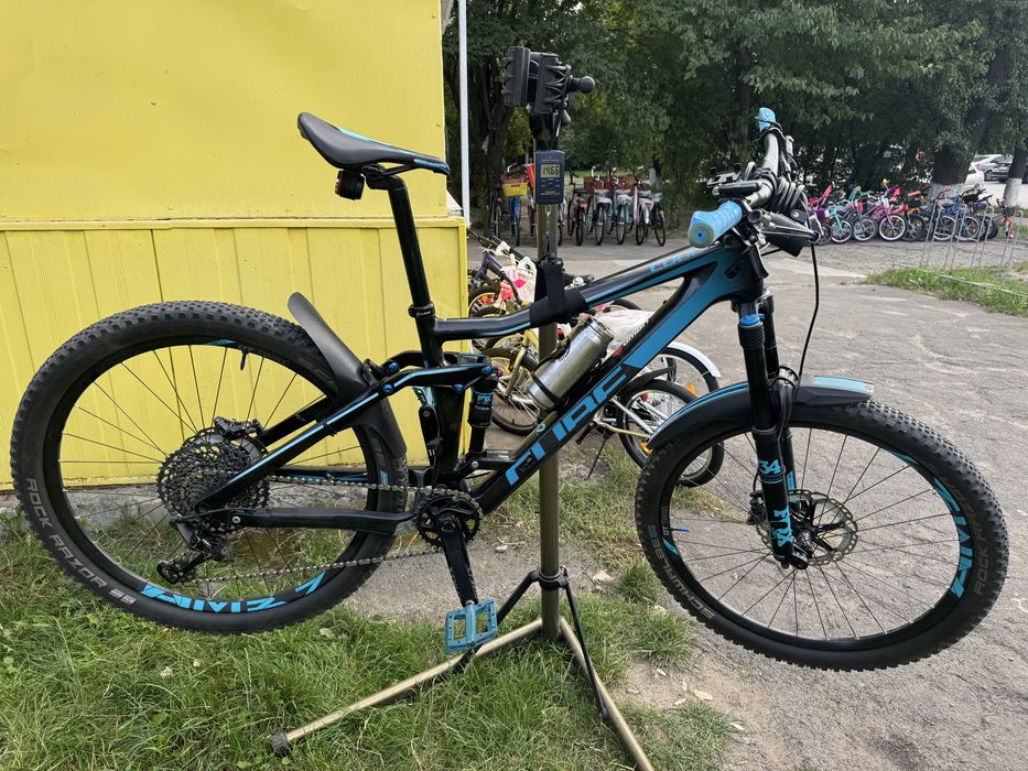 Cube stereo race C62 carbon