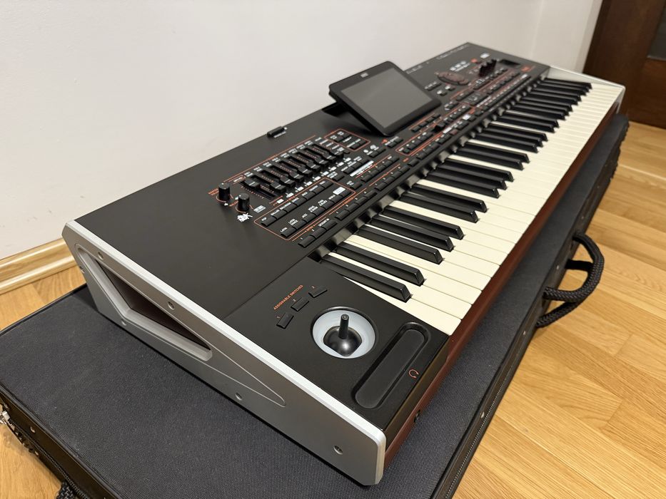 Korg Pa4x International 61 klawiszy