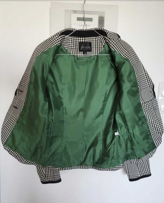 Casaco Stradivarius preto e branco, tamanho M