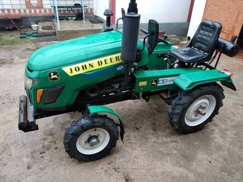 Продам мото трактор, 18к.с.   В комплекті фреза 1.40 Торг присутній