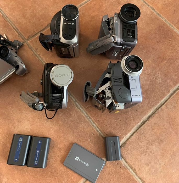 Conjunto de Câmeras de Vídeo Sony P/Peças