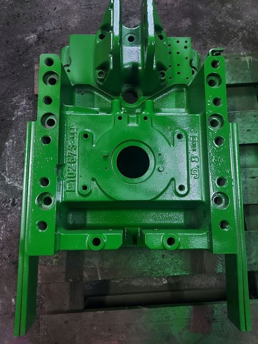 OBUDOWA WOM TYŁ L102673 540-1000RMP JOHN DEERE 6400 1995r