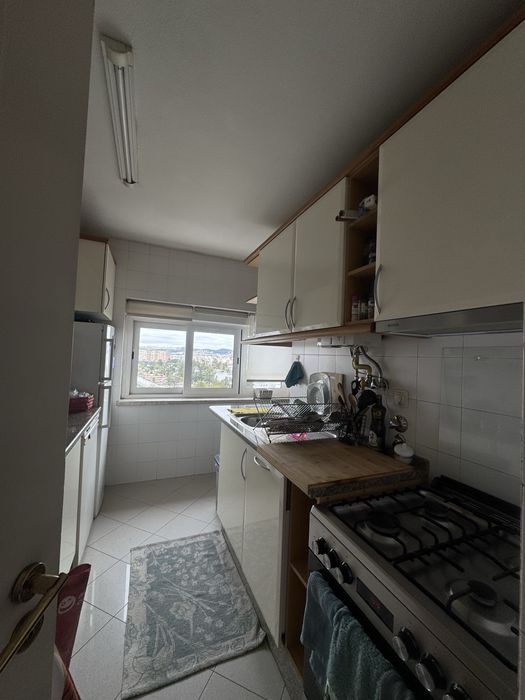 QUARTO LUMIAR para arrendar