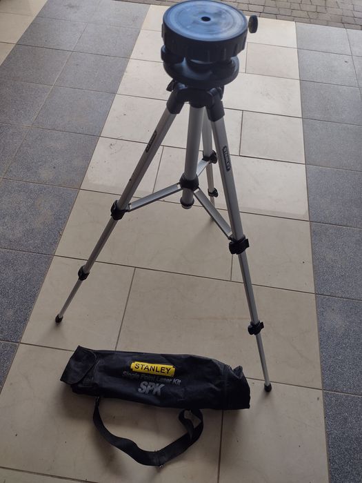 Aluminiowy statyw do poziomicy laserowej