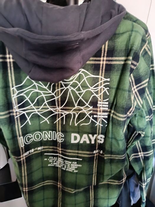 Casaco/ camisa com capuz Zara
