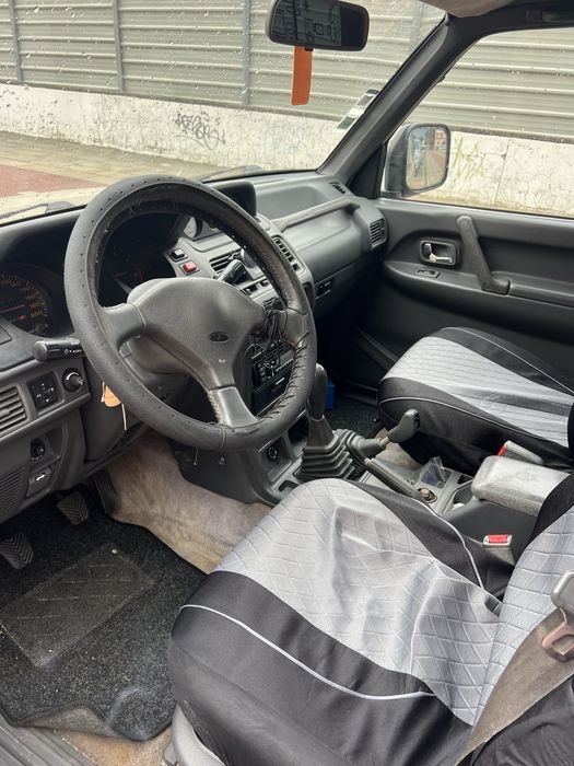 MITSUBISHI Pajero 2.5 glx