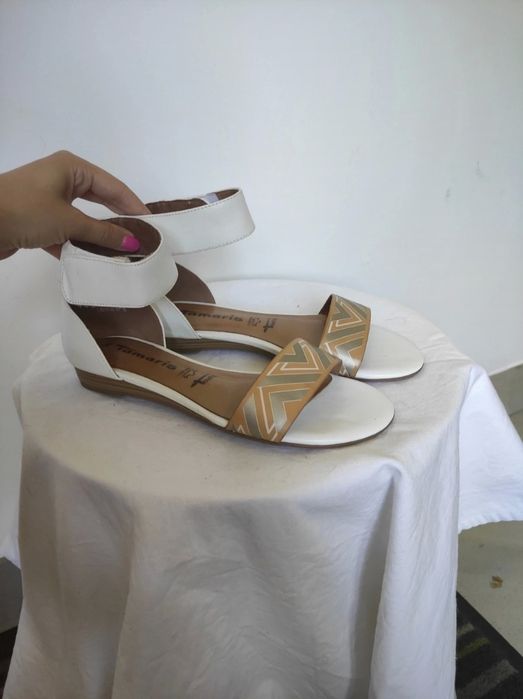 Sandały wysyłka gratis Tamaris 39 białe nowe złote skóra naturalna skó