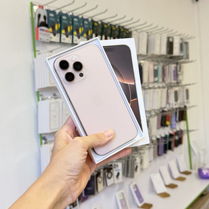Iphone 16 Pro Max 256 Gb Desert Titanium Neverlock від Магазину