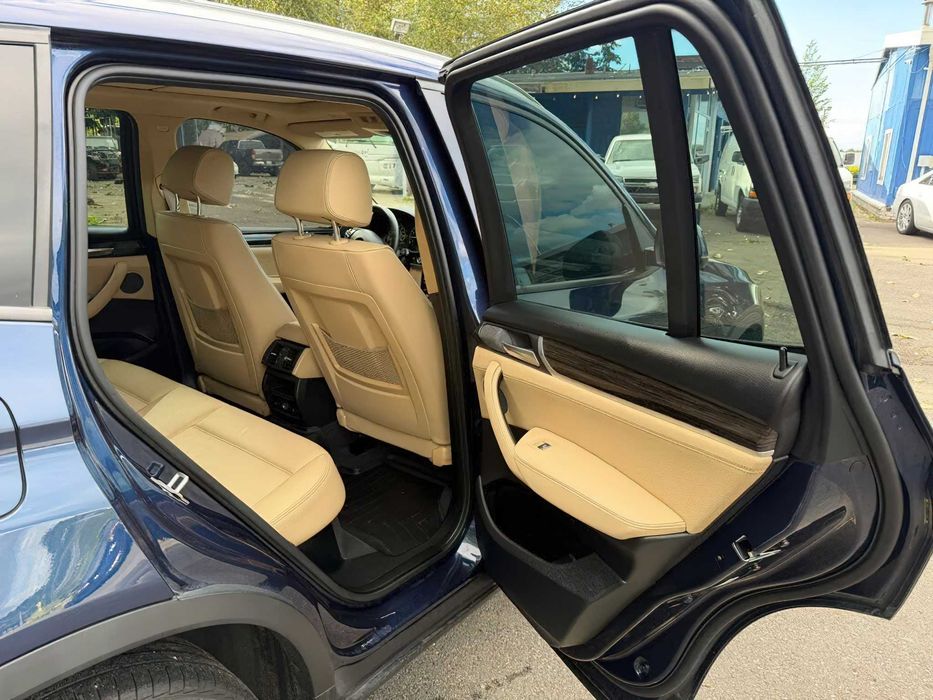 BMW X3      2016