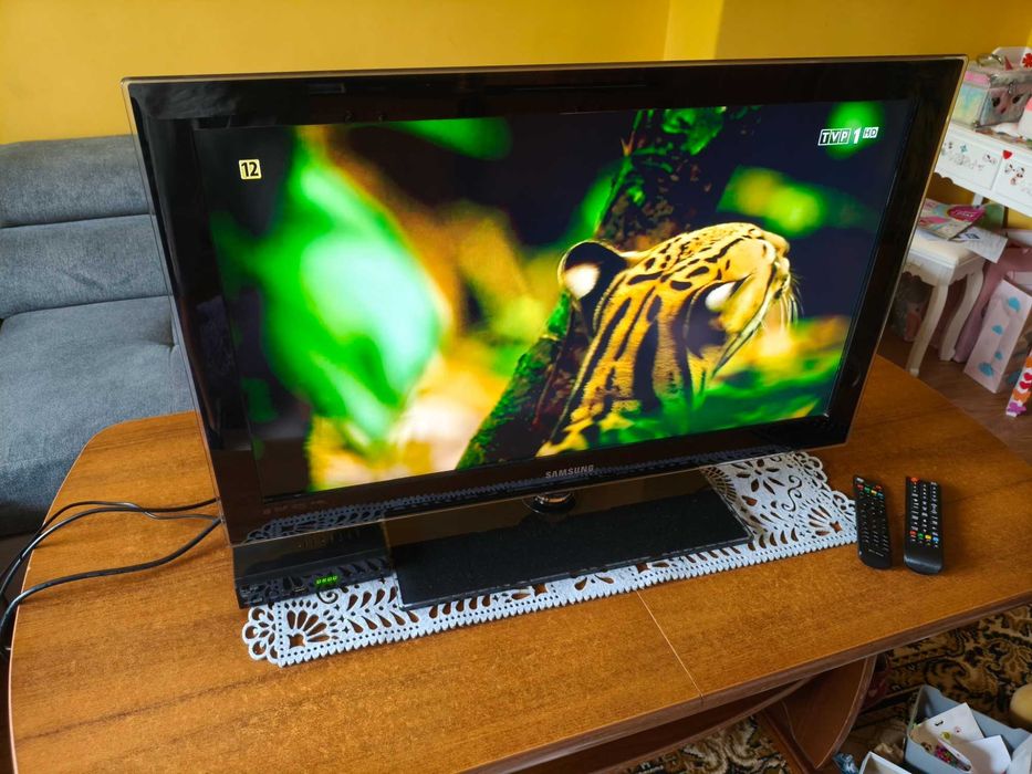 Telewizor Samsung 32 cale, dekoder DVBT2