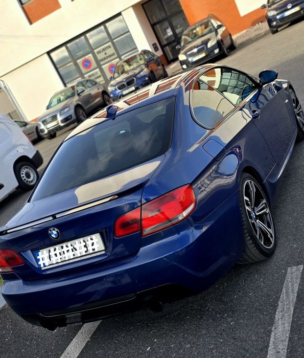 Vende se BMW 320D Coupe