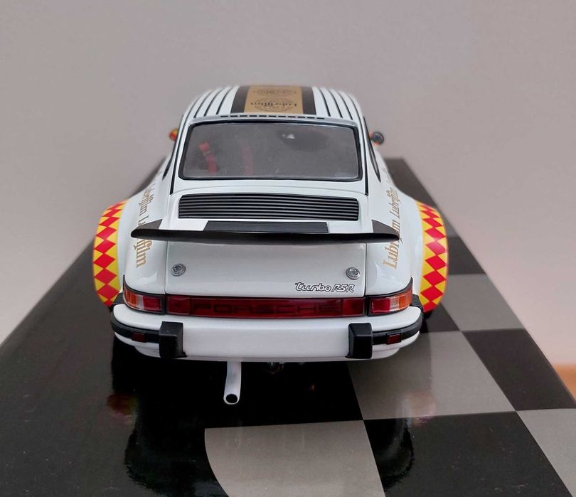 Miniatura Porsche 934 RSR #82 Class Winner Le Mans 1979 EXOTO 1:18