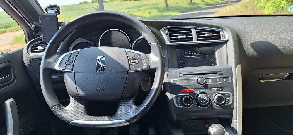 DS4 SoChic 1.2 130CV