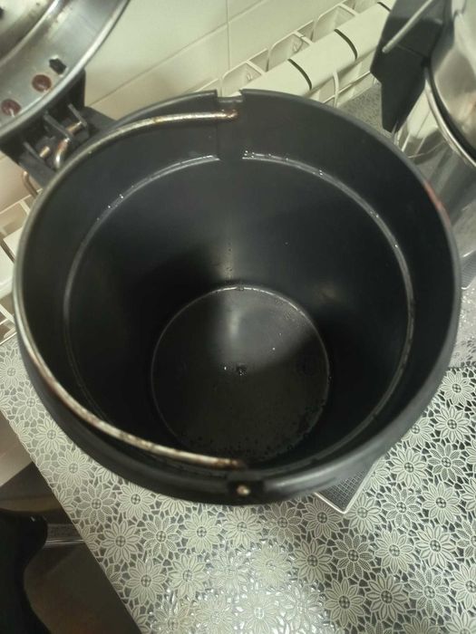 2 baldes de inox de wc em muito bom estado