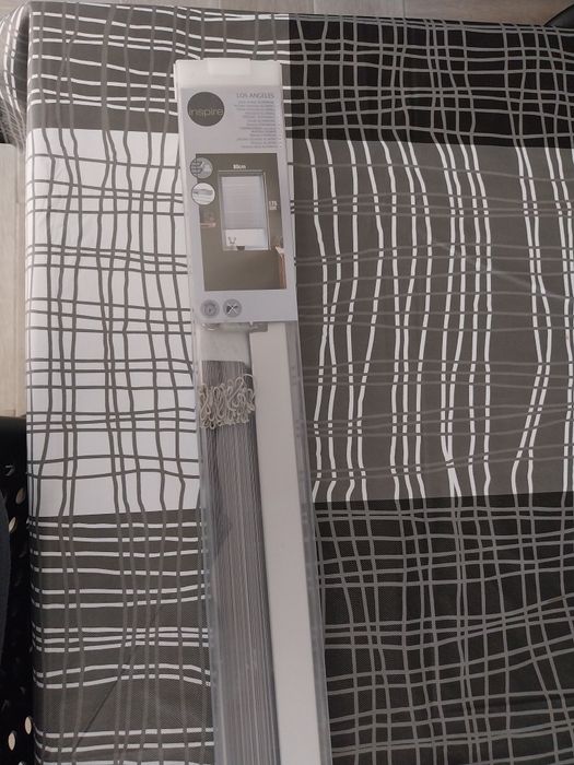 Persiana nova , estore