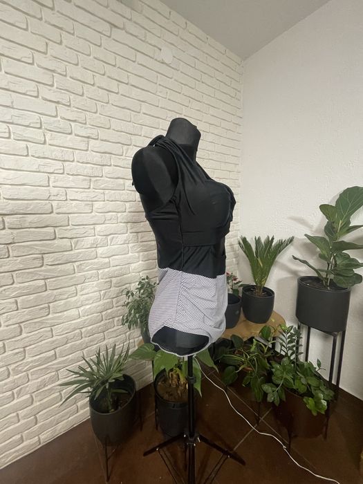 Strój kąpielowy jedno częściowy czarny w paski