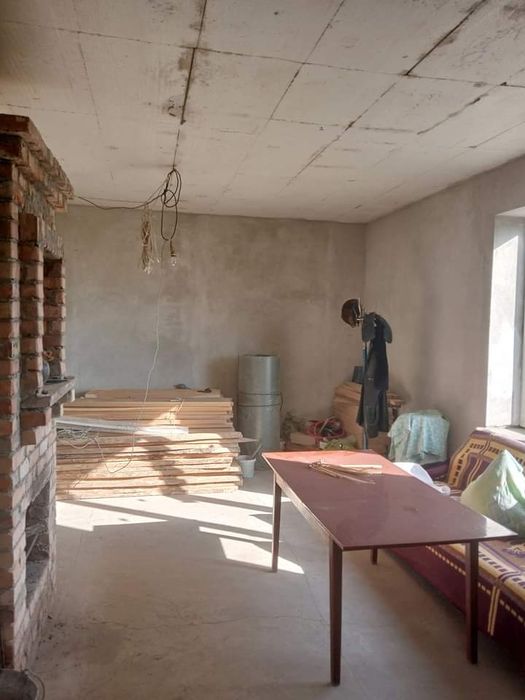 Продаж 2х поверхового будинку