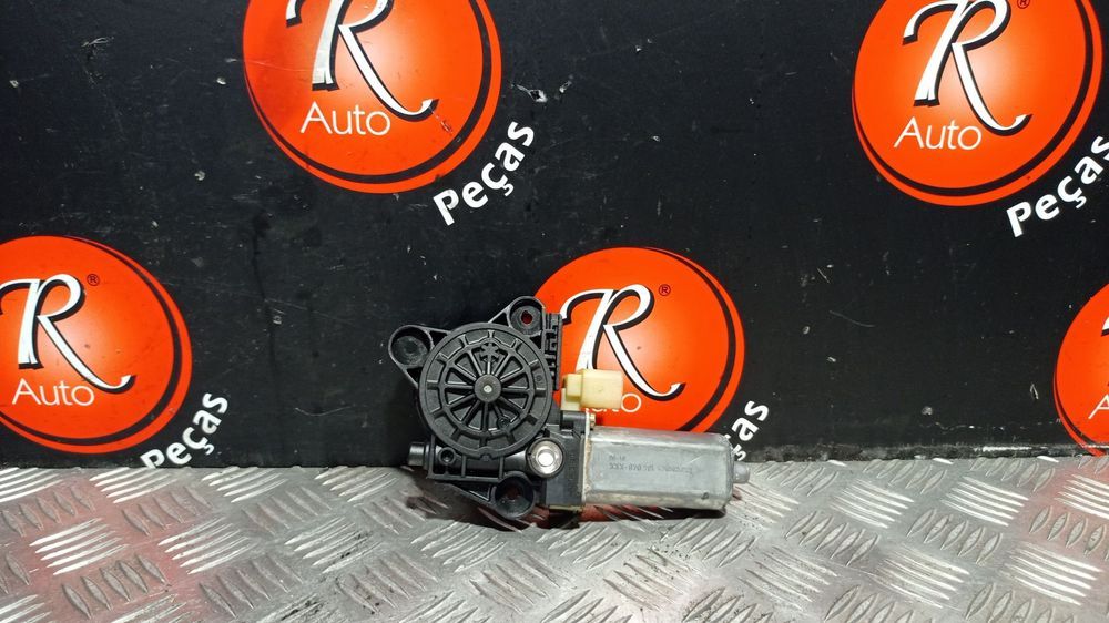 Motor Do Elevador Porta T.E Mercedes-Benz C-Class (W203)