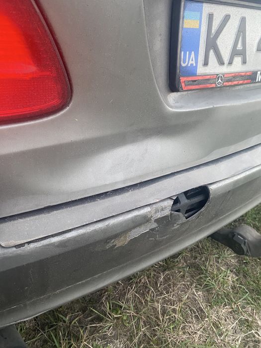 Mercedes-Benz E220