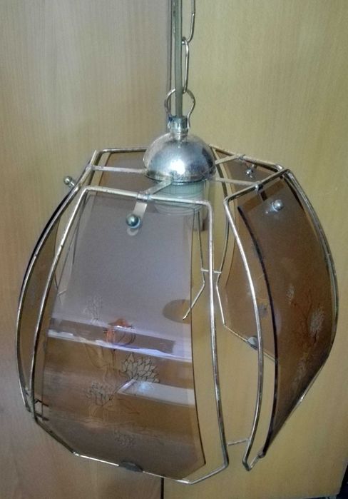 Candeeiro tecto dourado