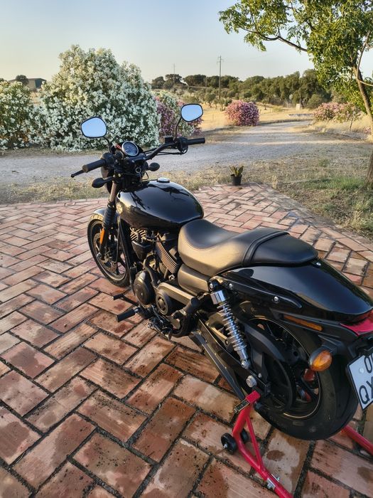 Harley-Davison  Street 750