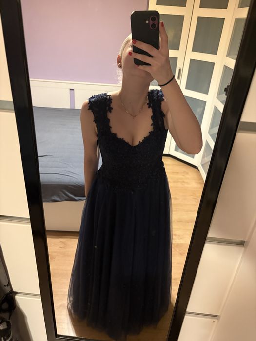 Sukienka na studniówkę